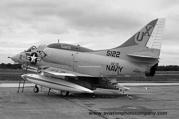 US Navy VC-13 Douglas A-4L Skyhawk 145122/UX-2 (1974)