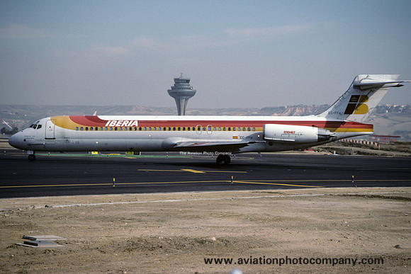 Iberia McDonnell Douglas MD-87 EC-FFH (1998)