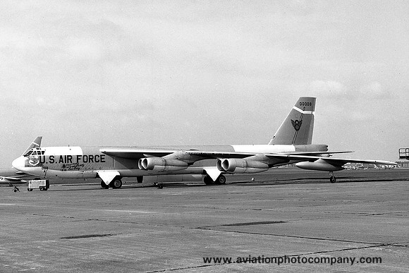 USAF 8th Air Force Boeing B-52H 60-0008 at RAF Marham (1967)