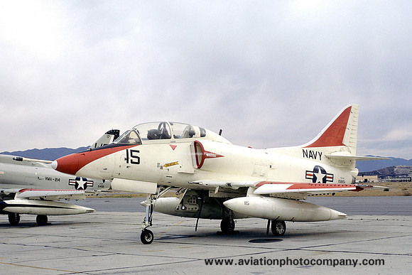 US Navy Douglas TA-4J Skyhawk 158115/15 (1971)