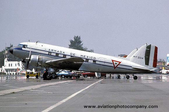 Mexican Navy Douglas C-47 Dakota MT-204 (1975)