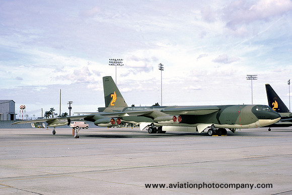 USAF 416th Bomb Wing Boeing B-52G 59-2600 (1971)