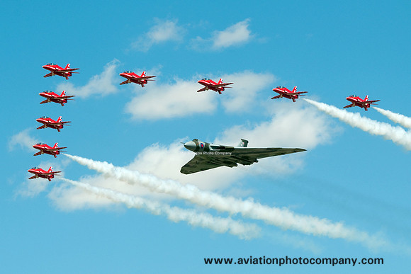 RAF Avro Vulcan and Red Arrows in formation at RIAT Fairford (2015)
