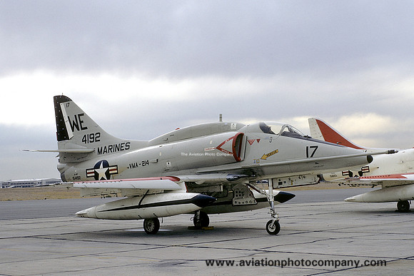 USMC VMA-214 Douglas A-4F Skyhawk 154192/WE-17 (1971)