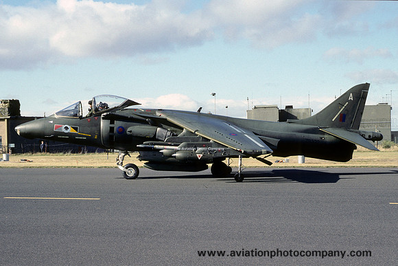 RAF 233 OCU Hawker Siddeley Harrier GR.5 ZD322/A (1990)