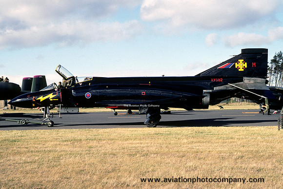 RAF 111 Squadron McDonnell F-4K Phantom FG.1 XV582/M (1990)