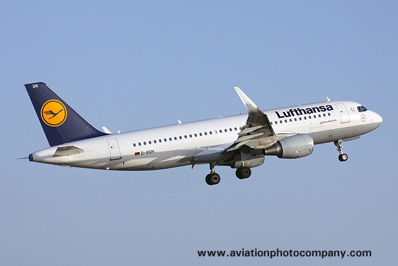 Lufthansa Airbus A320-200 D-AIUH at Palma de Mallorca (2015)