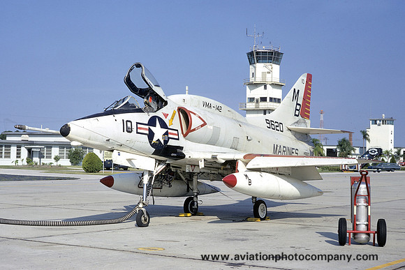 USMC VMA-142 Douglas A-4L Skyhawk 149620/MB-10 (1972)