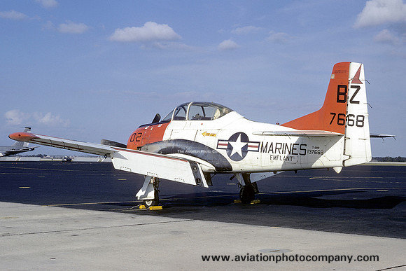 USMC FMFLANT North American T-28B Trojan 137668/BZ-02 (1972)