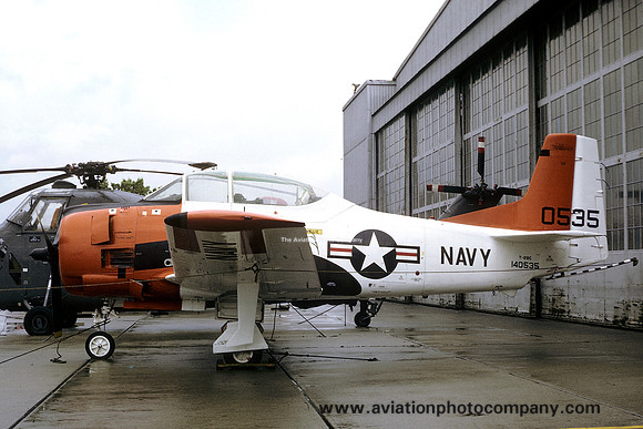 US Navy North American T-28C Trojan 140535 (1970)