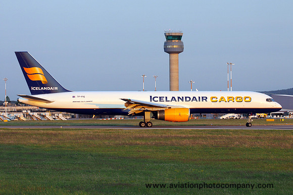 Icelandair Cargo Boeing 757-200F TF-FIG at East Midlands (2015)