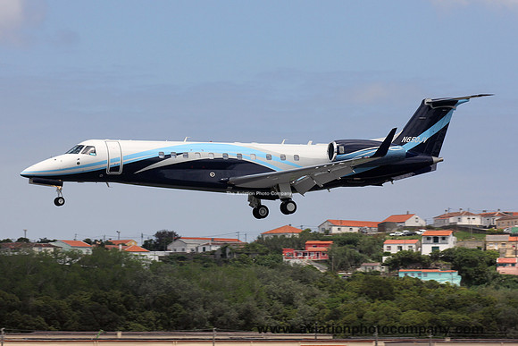 Embraer Legacy 650 N650JV at Lajes (2015)