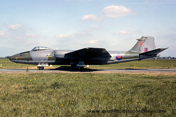 RAF 39 Squadron English Electric Canberra PR.9 XH175 (1980)