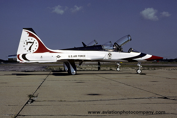 USAF Thunderbirds Northrop T-38A "7" (1977)