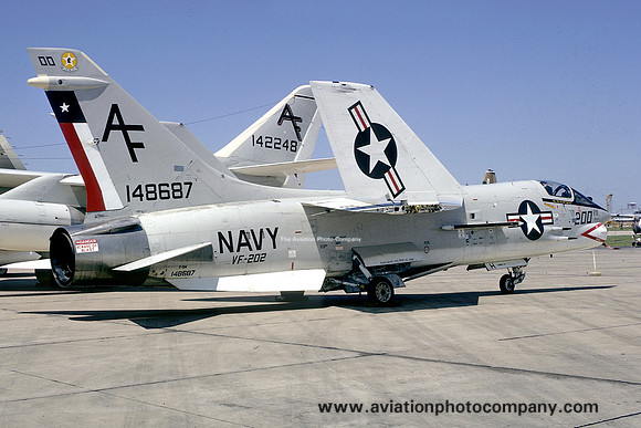 US Navy VF-202 Chance F-8H 148687/AF-200 (1973)