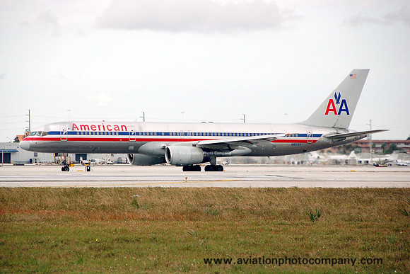 American Airlines Boeing 757-200 N654A at Miami IAP (2008)