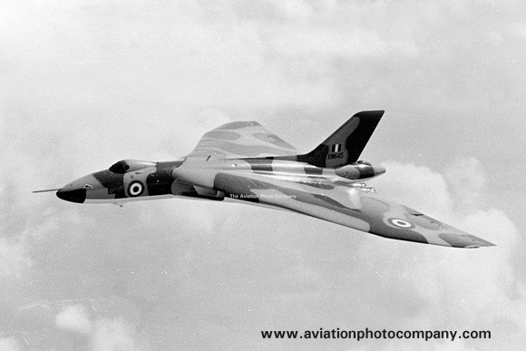 RAF Avro Vulcan B.2 XM645 Air to Air