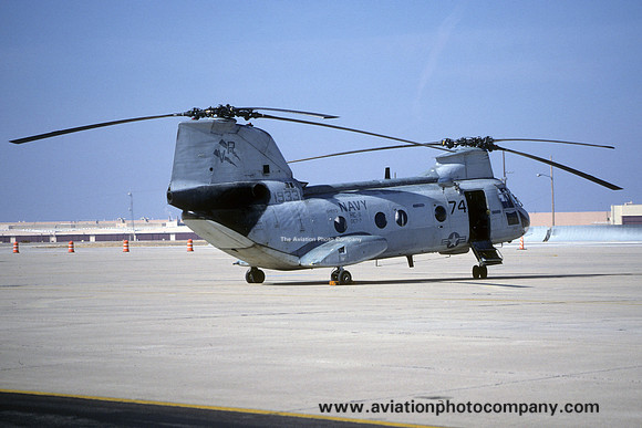US Navy HC-11 Detachment 7 Vertol HH-46D 151933/VR-74 (2000)