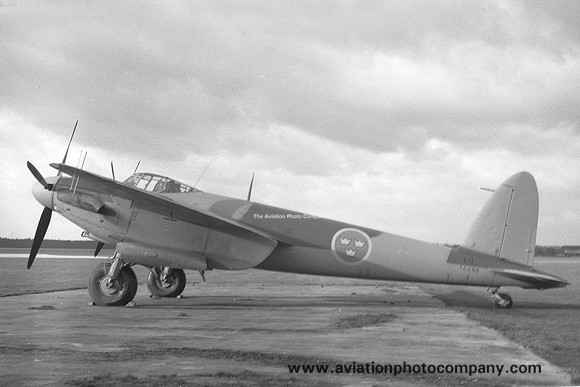 Swedish Air Force F14 De Havilland Mosquito NF.19 TA299 (1949)