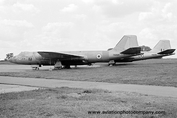 RAF 1 SoTT English Electric Canberra B.2 7636M/19 (1972)