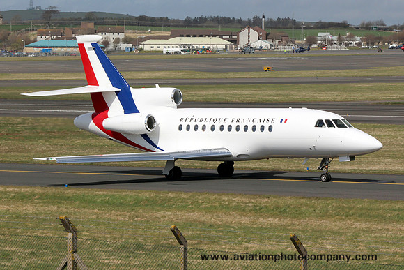 French Air Force ETEC00.065 Dassault Falcon 7X F-RAFQ at Prestwick (2013)