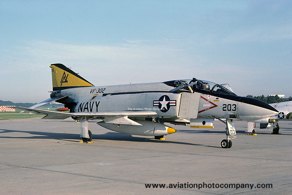 US Navy VF-302 McDonnell F-4B Phantom 152968/ND-203 (1975)