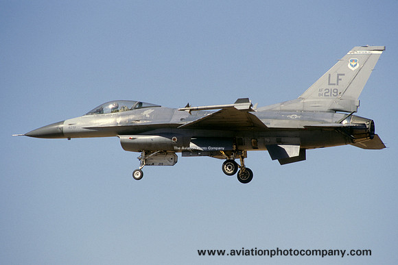 USAF 56 FW 62 FS GD F-16C Fightning Falcon 84-1219/LF (2000)