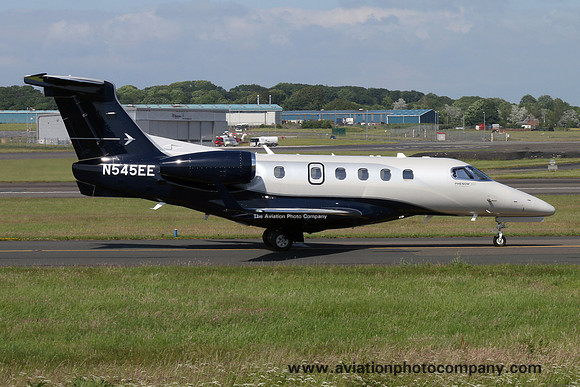 Embraer Phenom 300 N545EE at Prestwick (2016)