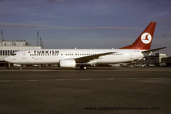 Turkish Airlines Boeing 737-800 TC-JFO (1999)
