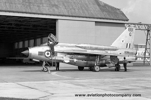 RAF 23 Squadron English Electric Lightning F.6 XR763/G (1968)