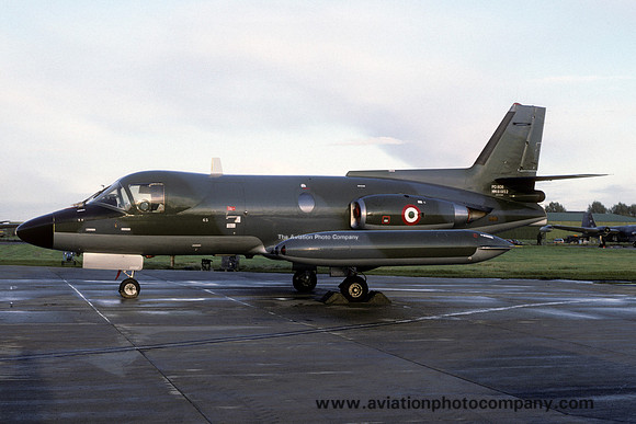 Italian Air Force 71 Gruppo Piaggio PD-808ECM MM61952 (1987)