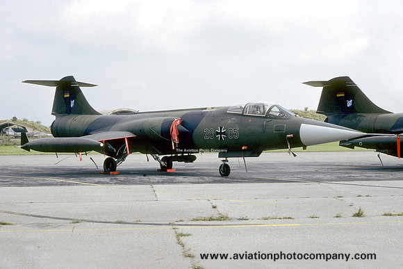 West German Air Force LVR1 Lockheed F-104G Starfighter 20+05 (1987)