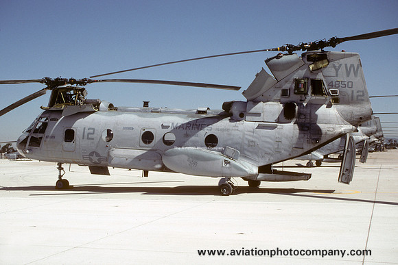 US Marines HMM-165 Vertol CH-46E Sea Knight 154850/YW-12 (1999)