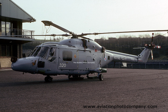 Royal Navy 815 Squadron Westland Lynx HAS.3 ZF562/AZ320 (1992)
