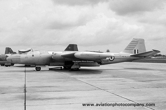 RAF English Electric Canberra B.2 WD963 at RAF Tengah (1966)