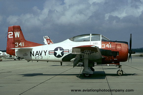 US Navy VT-3 North American T-28C Trojan 140511/2W-341 (1974)