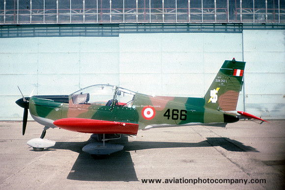 Peruvian Air Force GAE41 Zlin 242L 466 (2002)