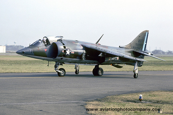 USMC VMA-513 HS AV-8A Harrier 158966/WF-11 (1976)