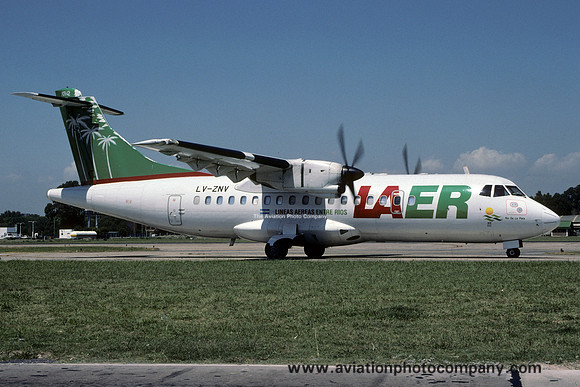 LAER ATR-42-300 LV-ZNV (2000)