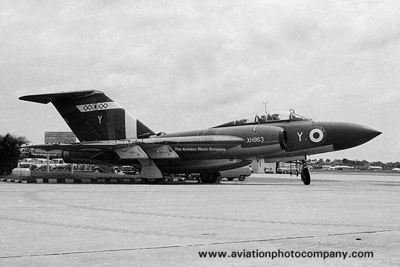 RAF 64 Squadron Gloster Javelin FAW.9 XH963/Y (1966)