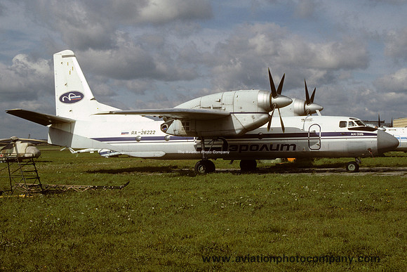 Aerolith Antonov An-32B RA-26222 (1993)
