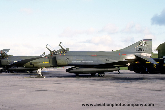 USAF 10 TRW McDonnell RF-4C Phantom 69-0383/AR (1985)