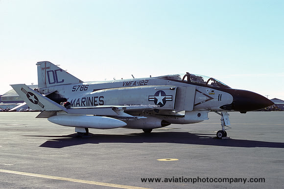 USMC VMFA-122 McDonnell F-4J Phantom 155786/DC-11 (1976)