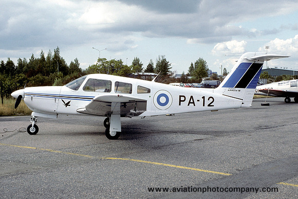 Finnish Air Force Piper PA-28 Arrow II PA-12 (1985)