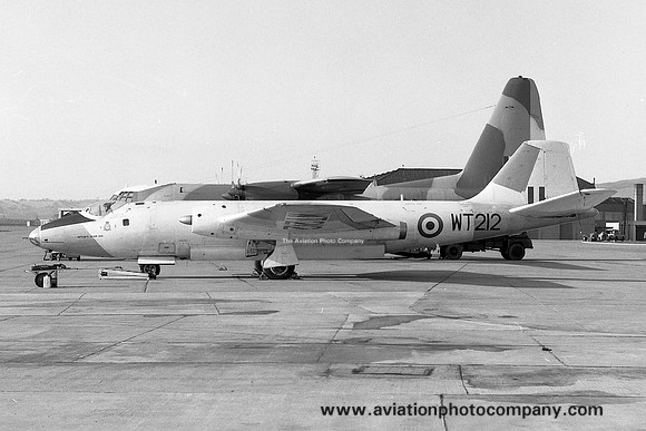 RAE Institute of Aviation Medicine English Electric Canberra B.6 WT212 at RAF Leuchars (1970)