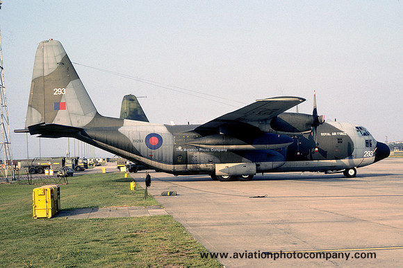 RAF Lyneham Transport Wing Lockheed C-130K Hercules C.1 XV293 (1984)