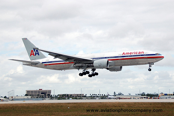 American Airlines Boeing 777-200 N775AN at Miami IAP (2008)