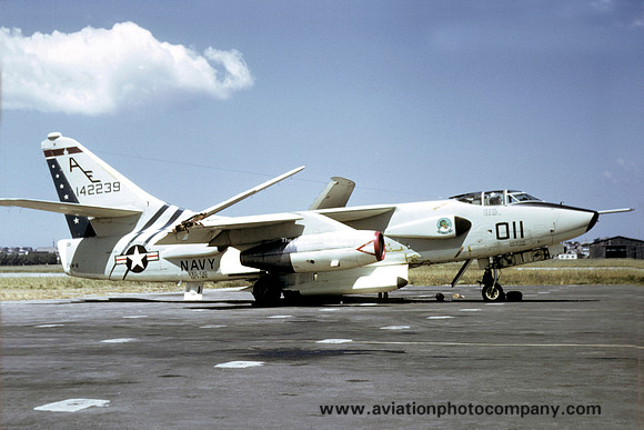 US Navy VAQ-130 Douglas EKA-3B 142239/AE-011 (1970)