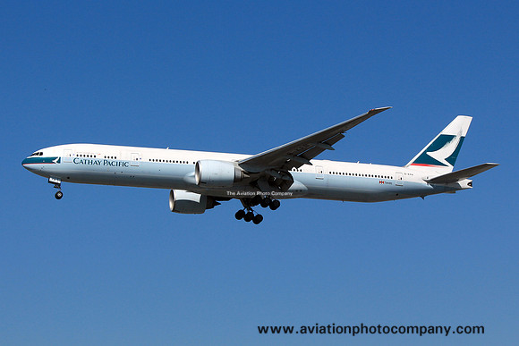 Cathay Pacific Boeing 777-300ER B-KPN at Los Angeles IAP (2013)