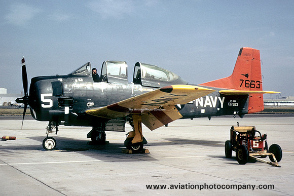 US Navy NMC North American DT-28B 137663/5 (1973)